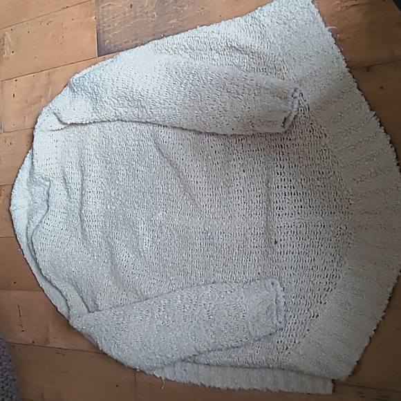 Guess Chunky Knit Cardigan - Picture 7 of 7